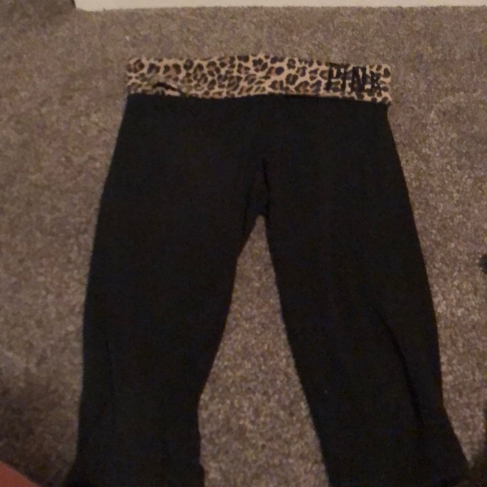 Cheetah print crop leggings